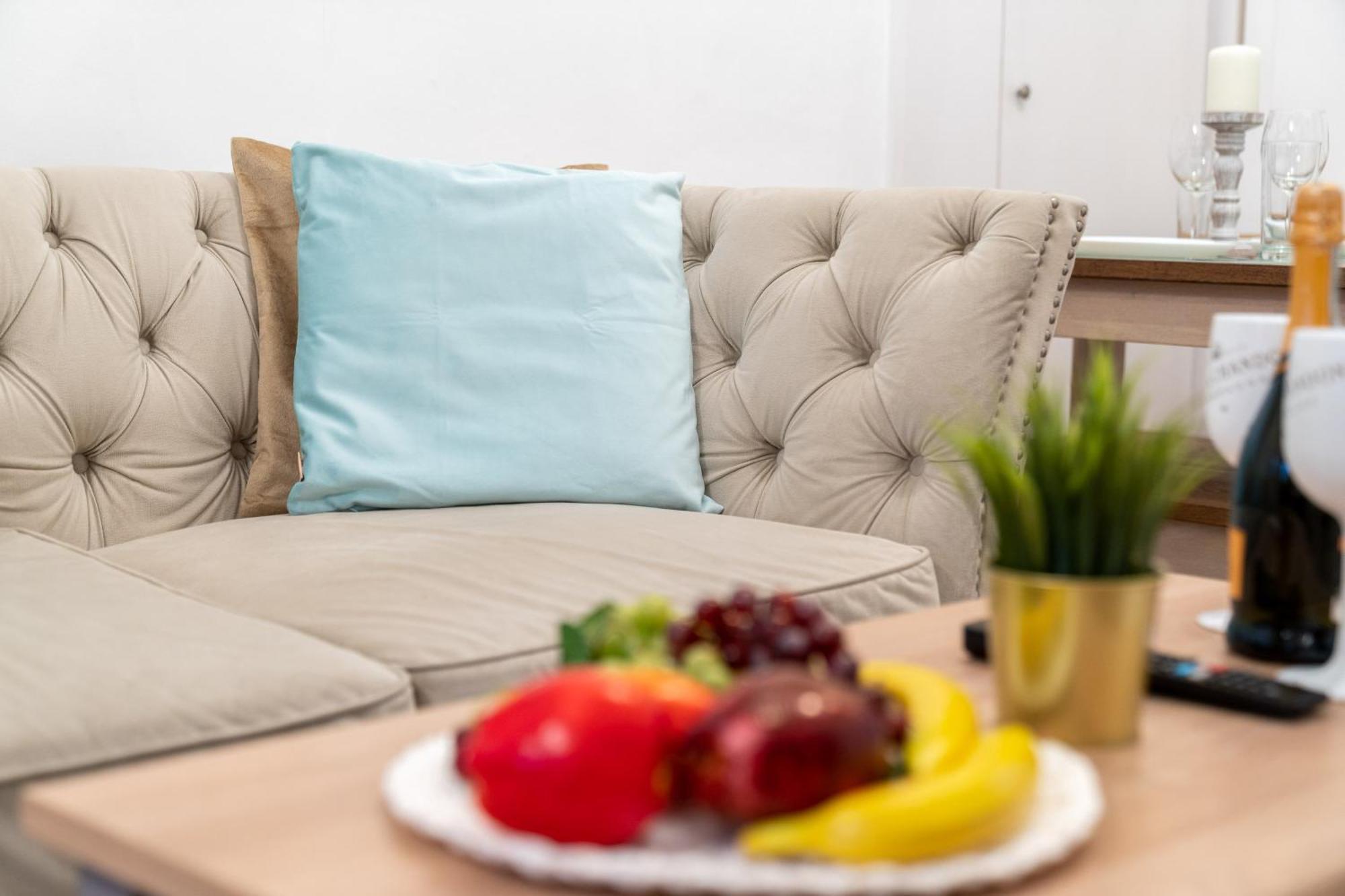 Luxury 3 Bedroom House - Harborne - Parking - Garden - Wifi & Netflix 122G Birmingham Ngoại thất bức ảnh